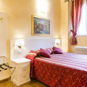 Domus Trevi 3*, Rom Italien